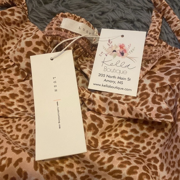 Lush top/ new with tags - Picture 4 of 4